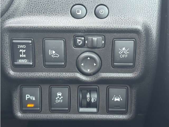 日産 ノート １．２ Ｅ－ＰＯＷＥＲ Ｘ ＦＯＵＲ ４ＷＤ R2年 (東北) 99