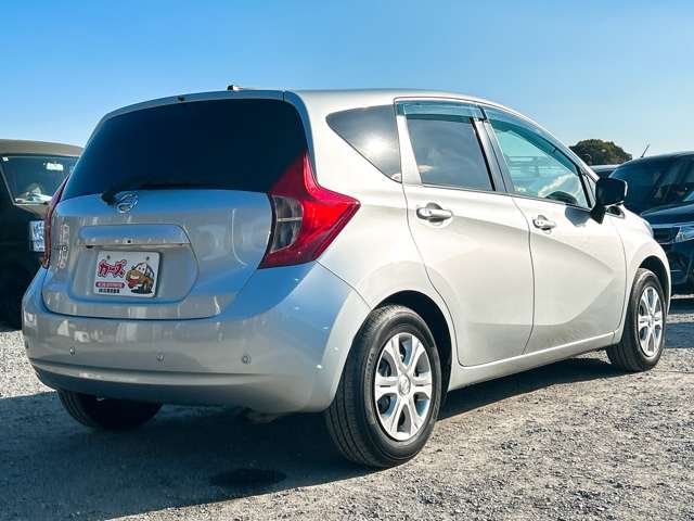 日産 ノート １．２ Ｘ ＤＩＧ－Ｓ Ｖセレクション プラスセーフティ H27年 (九州・沖縄) 99