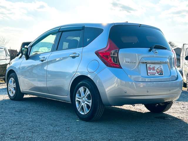 日産 ノート １．２ Ｘ ＤＩＧ－Ｓ Ｖセレクション プラスセーフティ H27年 (九州・沖縄) 99