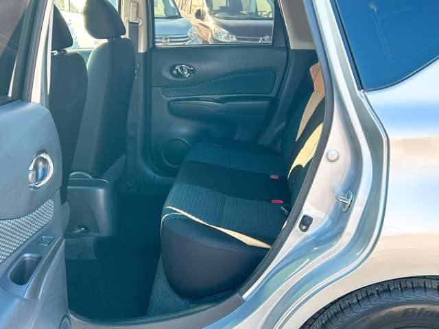 日産 ノート １．２ Ｘ ＤＩＧ－Ｓ Ｖセレクション プラスセーフティ H27年 (九州・沖縄) 99