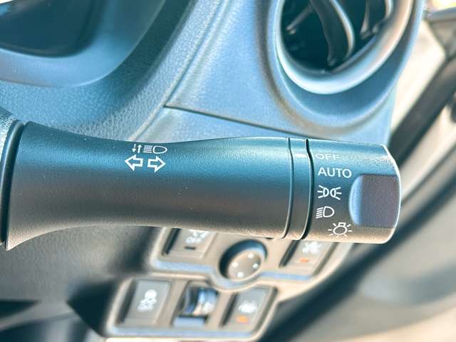 日産 ノート １．２ Ｘ ＤＩＧ－Ｓ Ｖセレクション プラスセーフティ H27年 (九州・沖縄) 99