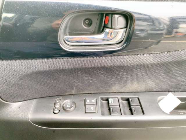 ホンダ Ｎ　ＢＯＸ ６６０ カスタムＧ ＳＳパッケージ H25年 (九州・沖縄) 99