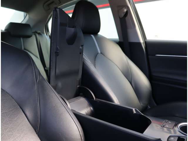 トヨタ カムリ ２．５ ＷＳ レザーパッケージ H30年 (関東) 99