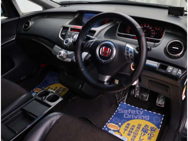 ホンダ オデッセイ ２．４ アブソルート H16年 (関東) 99