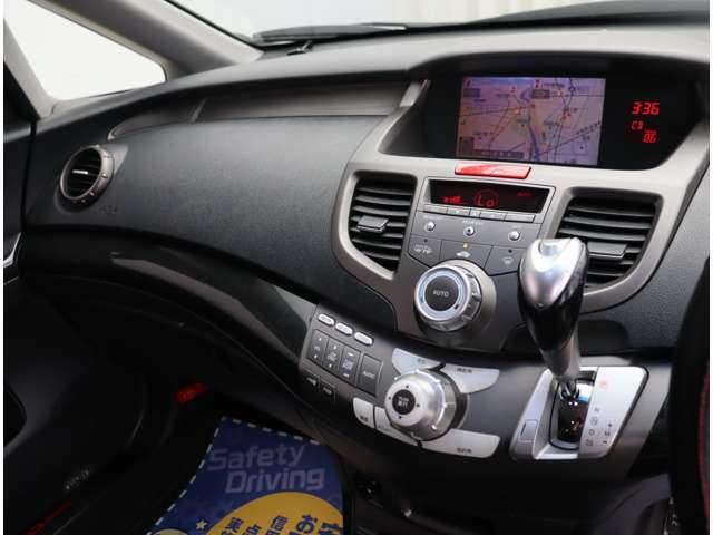 ホンダ オデッセイ ２．４ アブソルート H16年 (関東) 99