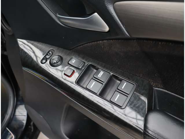 ホンダ オデッセイ ２．４ アブソルート H16年 (関東) 99