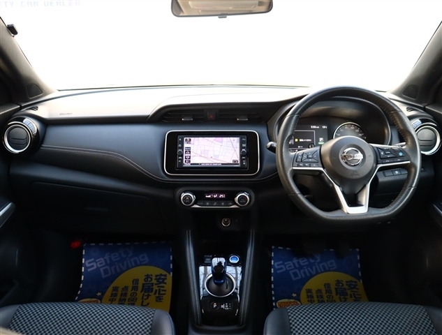 日産 キックス １．２ Ｘ （Ｅ－ＰＯＷＥＲ） R2年 (関東) 99