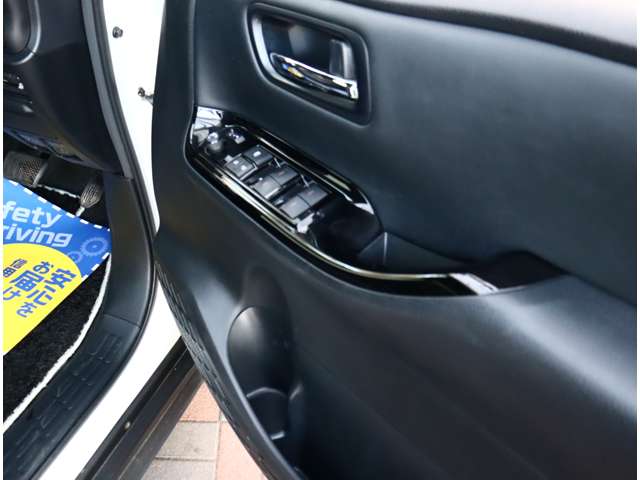 トヨタ ヴォクシー ２．０ ＺＳ 煌ＩＩＩ R3年 (関東) 99