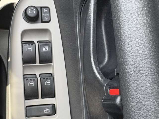 トヨタ パッソ １．０ モーダ ４ＷＤ R5年 (東北) 99