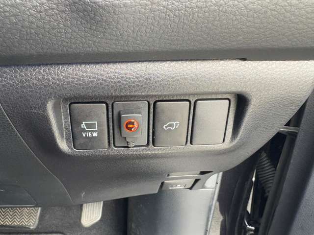 トヨタ ハリアー　ハイブリッド ２．５ ハイブリッド Ｅ－ＦＯＵＲ プレミアム アドバンストパッケージ ４ＷＤ H27年 (東北) 99