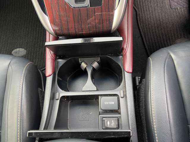 トヨタ ハリアー　ハイブリッド ２．５ ハイブリッド Ｅ－ＦＯＵＲ プレミアム アドバンストパッケージ ４ＷＤ H27年 (東北) 99