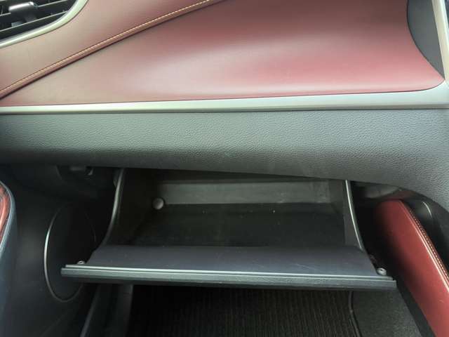 トヨタ ハリアー　ハイブリッド ２．５ ハイブリッド Ｅ－ＦＯＵＲ プレミアム アドバンストパッケージ ４ＷＤ H27年 (東北) 99