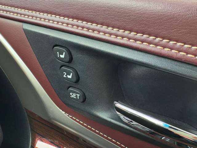 トヨタ ハリアー　ハイブリッド ２．５ ハイブリッド Ｅ－ＦＯＵＲ プレミアム アドバンストパッケージ ４ＷＤ H27年 (東北) 99