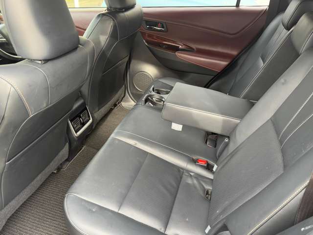 トヨタ ハリアー　ハイブリッド ２．５ ハイブリッド Ｅ－ＦＯＵＲ プレミアム アドバンストパッケージ ４ＷＤ H27年 (東北) 99