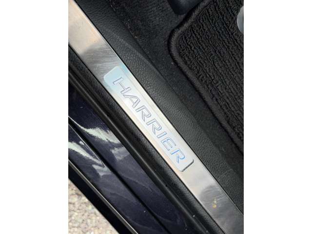 トヨタ ハリアー　ハイブリッド ２．５ ハイブリッド Ｅ－ＦＯＵＲ プレミアム アドバンストパッケージ ４ＷＤ H27年 (東北) 99