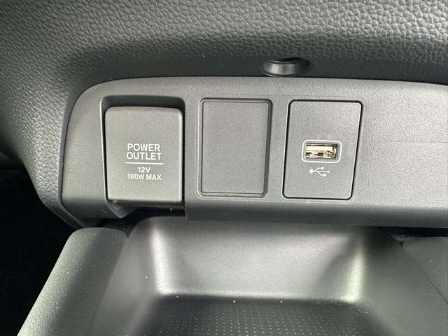 ホンダ フィット　ハイブリッド １．５ Ｅ：ＨＥＶ ホーム R6年 (東海) 99