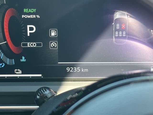 日産 ノートオーラ １．２ Ｇ R4年 (東海) 99