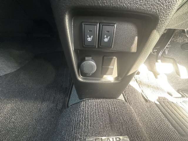 マツダ フレアクロスオーバー ６６０ ハイブリッド ＸＧ R5年 (東海) 99