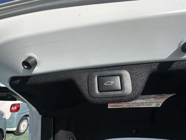 トヨタ クラウン ２．５ Ｚ ハイブリッド車 R7年 (東海) 99