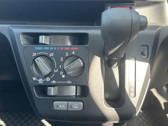 トヨタ ピクシス　エポック ６６０ Ｌ H30年 (東海) 99