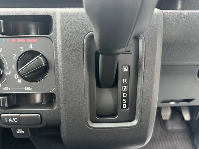 ダイハツ ハイゼットバン ６６０ Ｌ R6年 (東海) 99