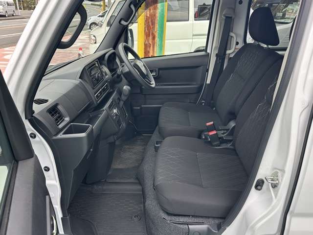 スバル サンバーバン ６６０ ディアス ４ＷＤ R6年 (東海) 99