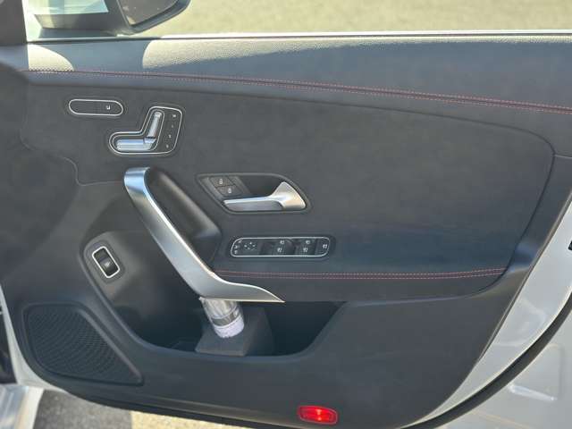 メルセデスベンツ ＣＬＡクラス ＣＬＡ２００Ｄ ＡＭＧラインパッケージ ディーゼルターボ ＭＰ２０２４０２ R6年 (近畿) 99