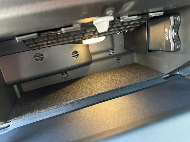 メルセデスベンツ ＣＬＡクラス ＣＬＡ２００Ｄ ＡＭＧラインパッケージ ディーゼルターボ ＭＰ２０２４０２ R6年 (近畿) 99