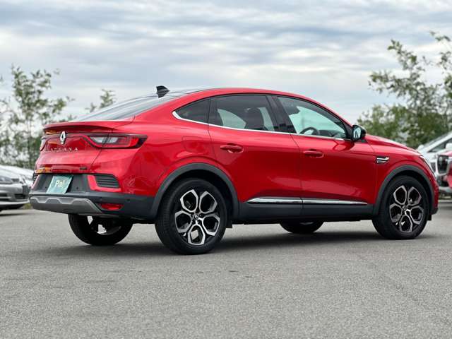 ルノー アルカナ アントラクト イーテック フルハイブリッド R6年 (近畿) 99