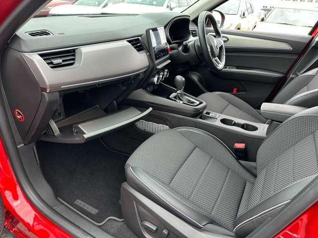 ルノー アルカナ アントラクト イーテック フルハイブリッド R6年 (近畿) 99