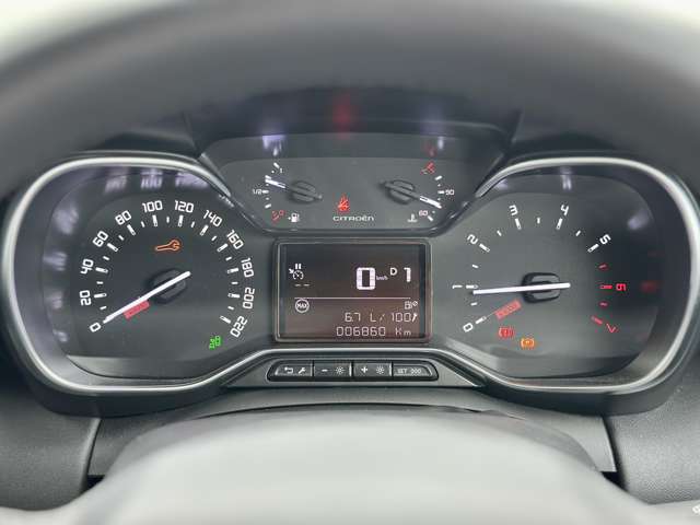 シトロエン Ｃ３　エアクロス　ＳＵＶ オレンジ ディーゼルターボ R6年 (近畿) 99