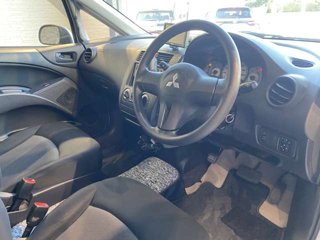 三菱 コルト １．３ リミテッド コンフォートパック H21年 (九州・沖縄) 99