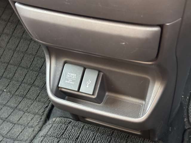 ホンダ フリード　ハイブリッド １．５ ハイブリッド Ｇ R4年 (九州・沖縄) 99