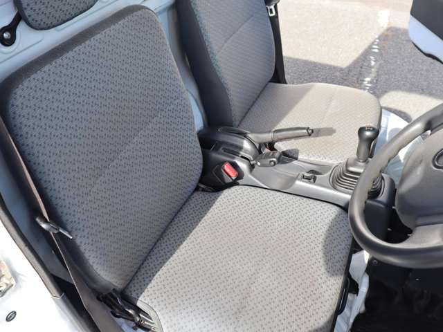 日産 ＮＴ１００クリッパー ６６０ ＤＸ 農繁仕様 ４ＷＤ H29年 (中国) 99