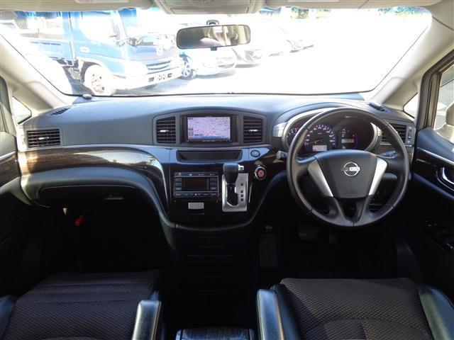 日産 エルグランド ２．５ ２５０ハイウェイスター アーバンクロム H24年 (中国) 99