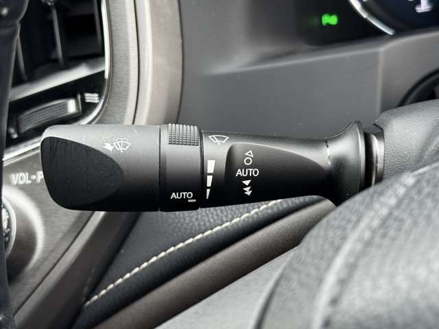 トヨタ クラウン　ハイブリッド ハイブリッド ２．５ ロイヤルサルーン H28年 (九州・沖縄) 99