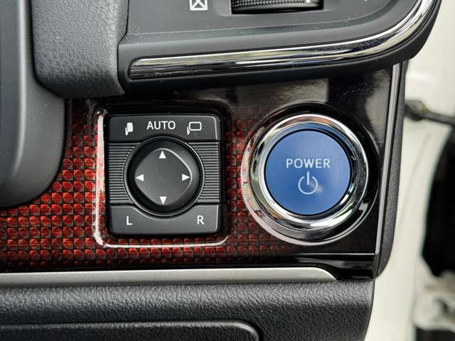 トヨタ クラウン　ハイブリッド ハイブリッド ２．５ ロイヤルサルーン H28年 (九州・沖縄) 99