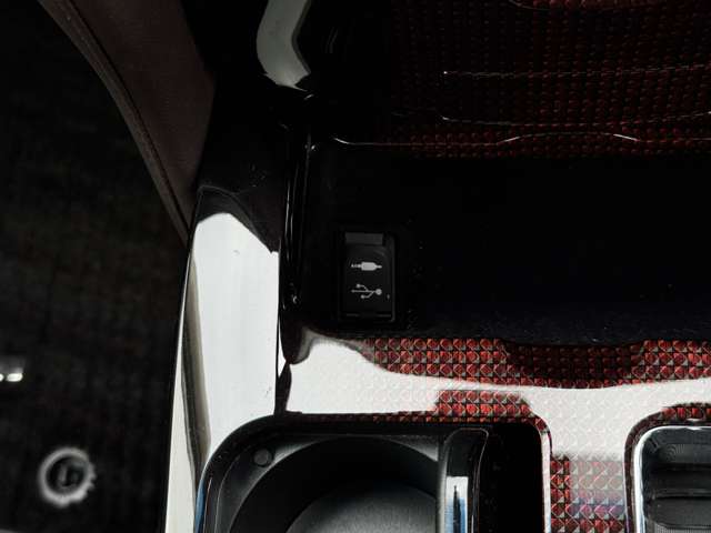 トヨタ クラウン　ハイブリッド ハイブリッド ２．５ ロイヤルサルーン H28年 (九州・沖縄) 99