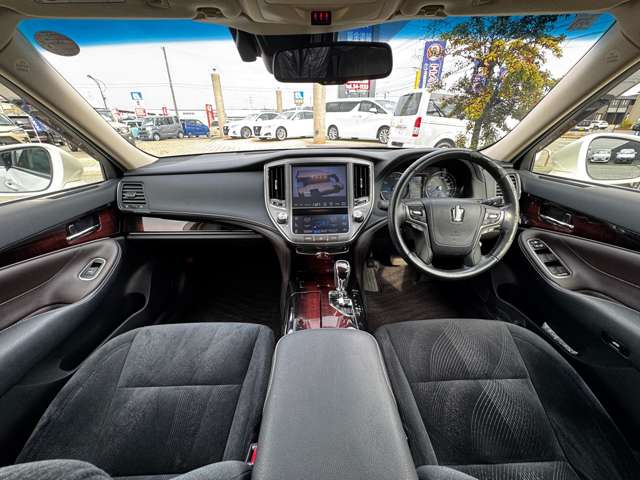 トヨタ クラウン　ハイブリッド ハイブリッド ２．５ ロイヤルサルーン H28年 (九州・沖縄) 99