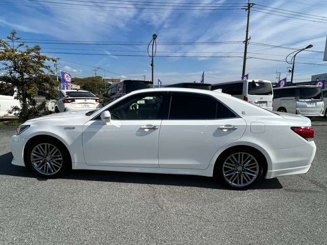 トヨタ クラウン　ハイブリッド ハイブリッド ２．５ Ｓ H27年 (九州・沖縄) 99