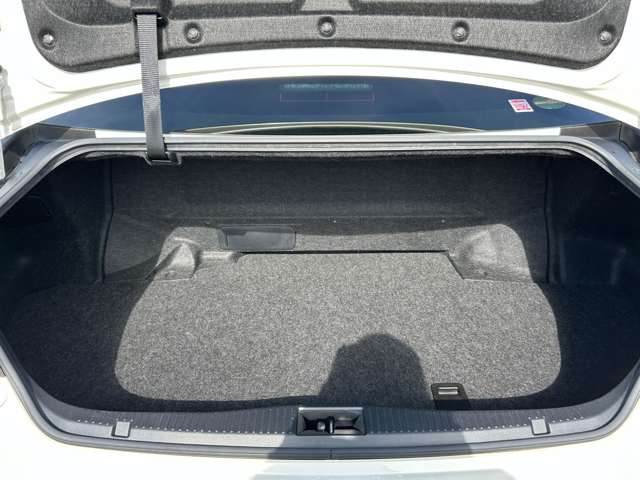 トヨタ クラウン　ハイブリッド ハイブリッド ２．５ Ｓ H27年 (九州・沖縄) 99