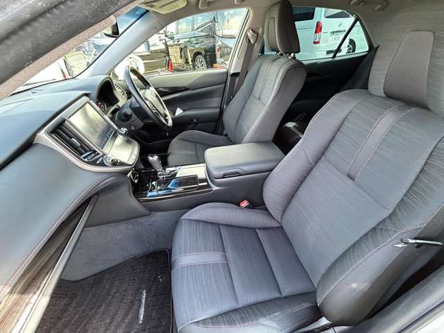 トヨタ クラウン　ハイブリッド ハイブリッド ２．５ Ｓ H27年 (九州・沖縄) 99