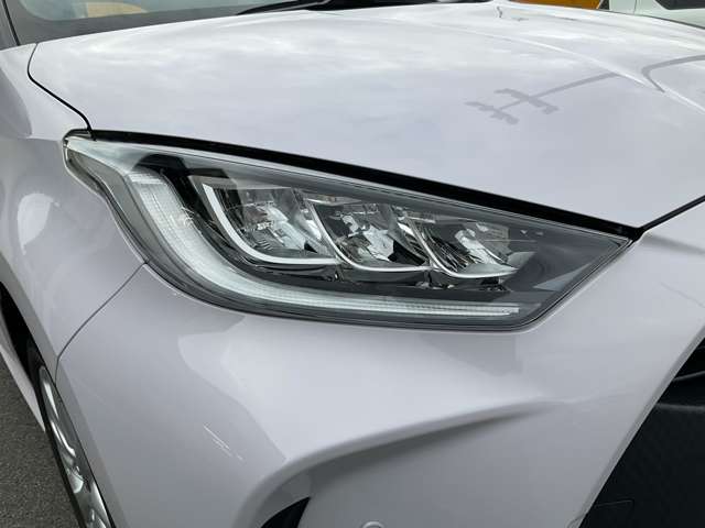 トヨタ ヤリス １．５ ハイブリッド Ｇ R4年 (東北) 99