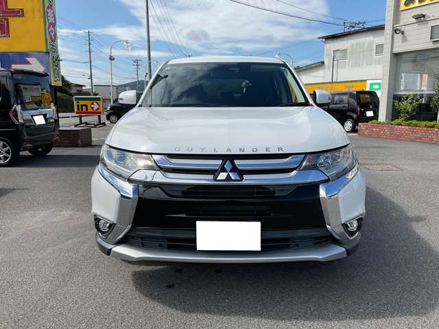 三菱 アウトランダー ２．４ ２４Ｇ セーフティパッケージ ４ＷＤ H29年 (東北) 99