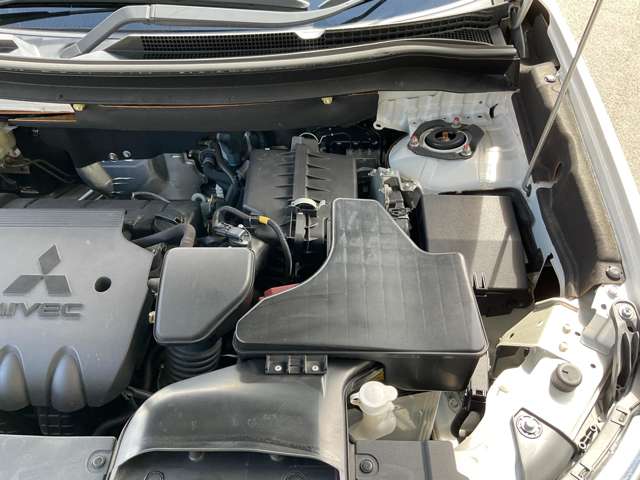 三菱 アウトランダー ２．４ ２４Ｇ セーフティパッケージ ４ＷＤ H29年 (東北) 99