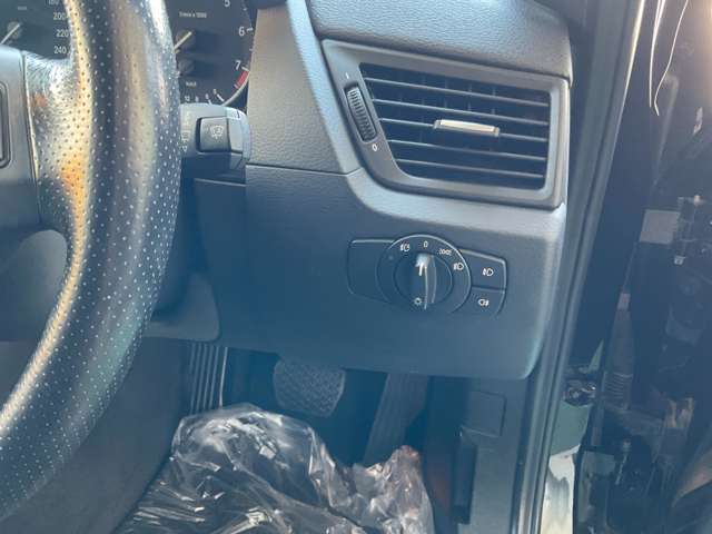 ＢＭＷ Ｘ１ Ｘドライブ ２８Ｉ Ｍスポーツパッケージ ４ＷＤ H24年 (東北) 99