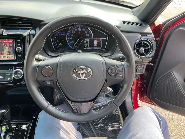 トヨタ カローラフィールダー　ハイブリッド １．５ ハイブリッド Ｇ Ｗ×Ｂ H30年 (東北) 99