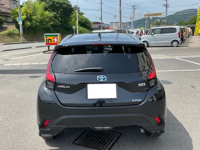 トヨタ アクア １．５ Ｚ Ｅ－ＦＯＵＲ ４ＷＤ R5年 (東北) 99