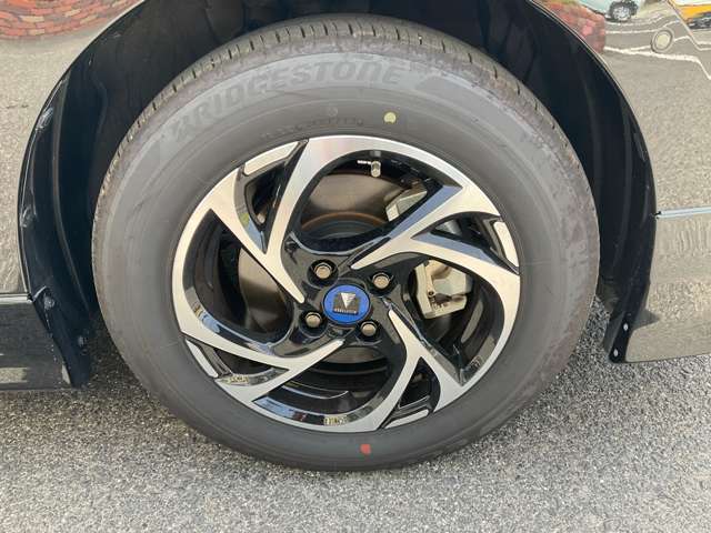 トヨタ アクア １．５ Ｚ Ｅ－ＦＯＵＲ ４ＷＤ R5年 (東北) 99