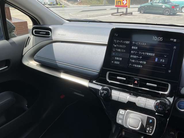 トヨタ アクア １．５ Ｚ Ｅ－ＦＯＵＲ ４ＷＤ R5年 (東北) 99